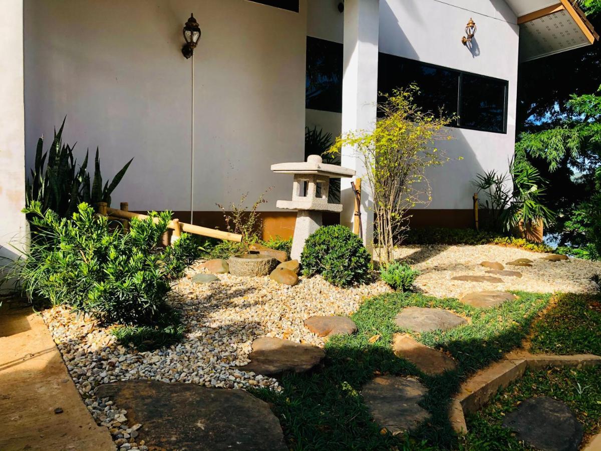 Chiangkhong Teak Garden Riverfront Onsen Hotel- Sha Extra Plus Chiang Khong Exterior photo