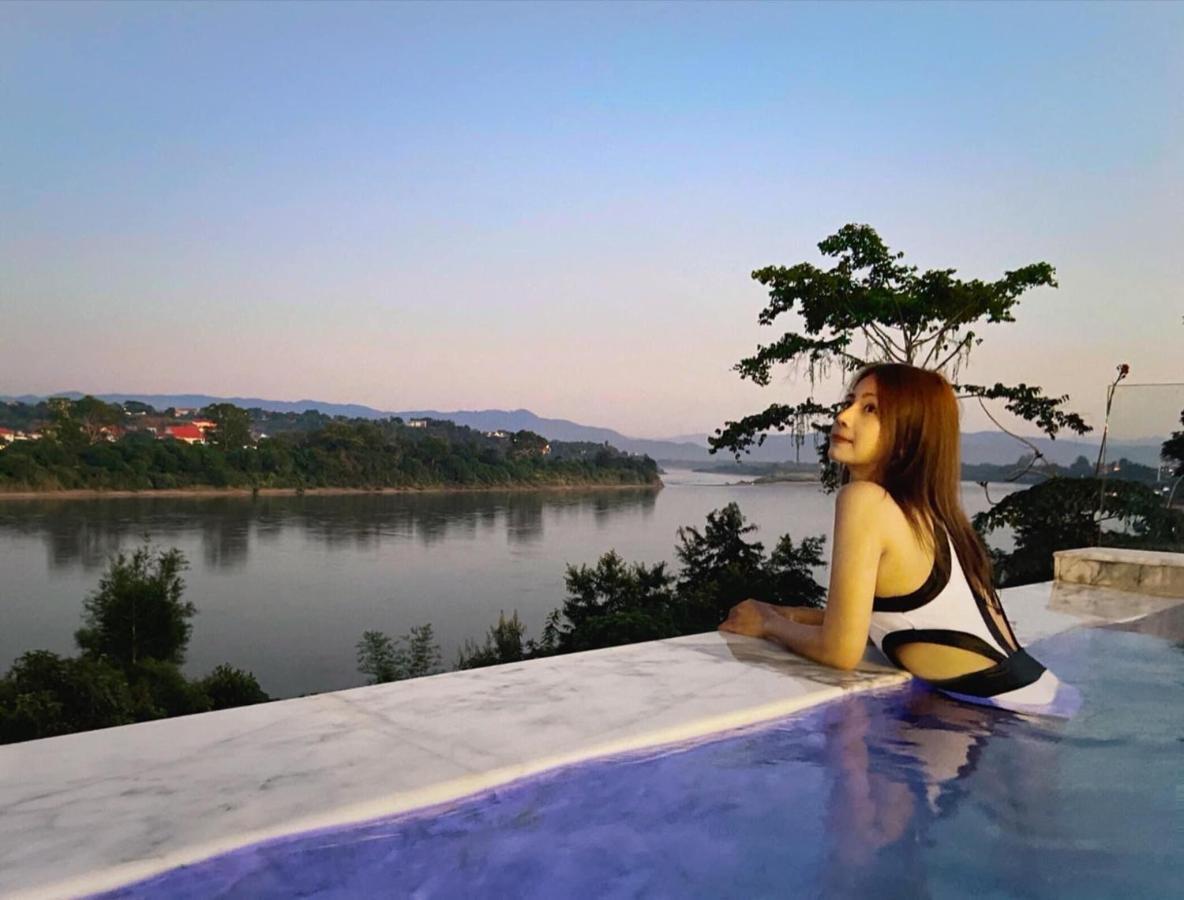 Chiangkhong Teak Garden Riverfront Onsen Hotel- Sha Extra Plus Chiang Khong Exterior photo
