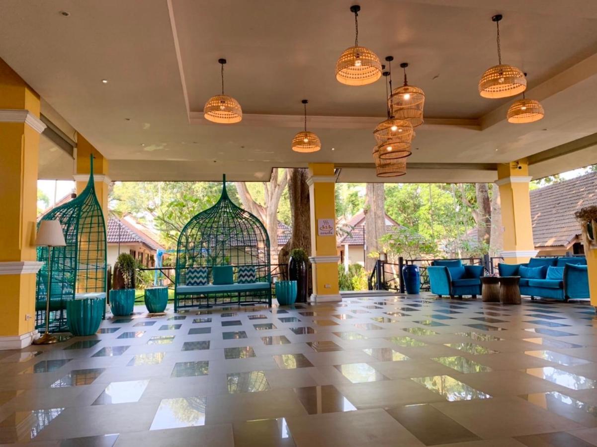 Chiangkhong Teak Garden Riverfront Onsen Hotel- Sha Extra Plus Chiang Khong Exterior photo