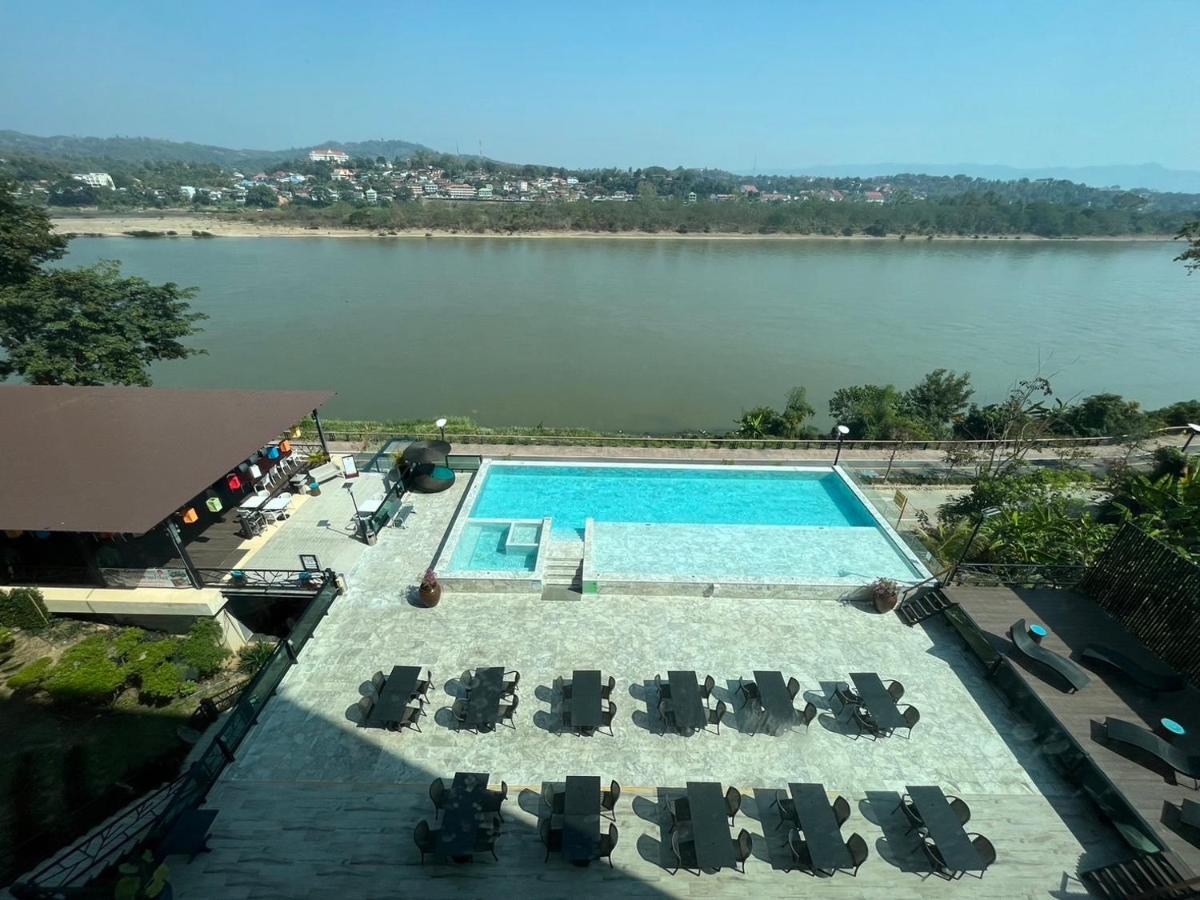 Chiangkhong Teak Garden Riverfront Onsen Hotel- Sha Extra Plus Chiang Khong Exterior photo