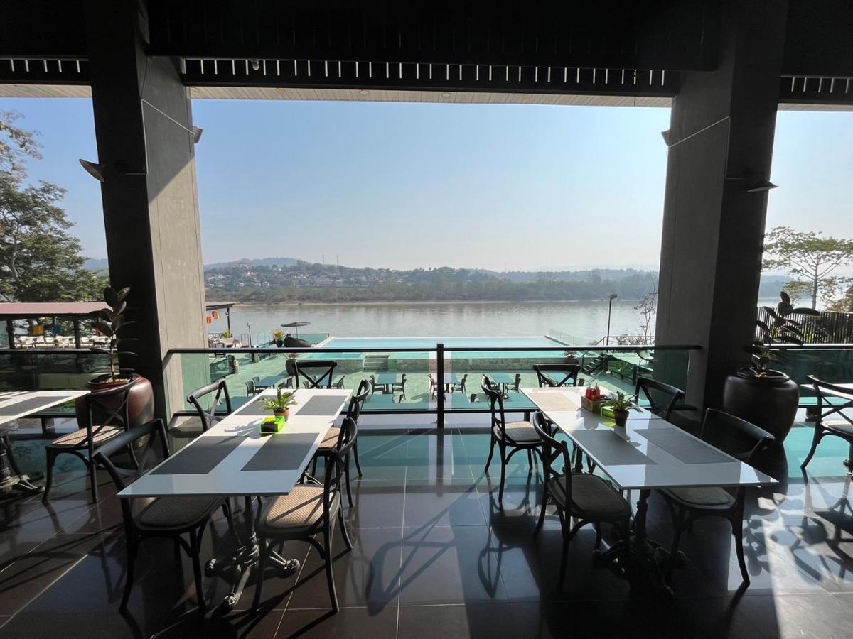 Chiangkhong Teak Garden Riverfront Onsen Hotel- Sha Extra Plus Chiang Khong Exterior photo