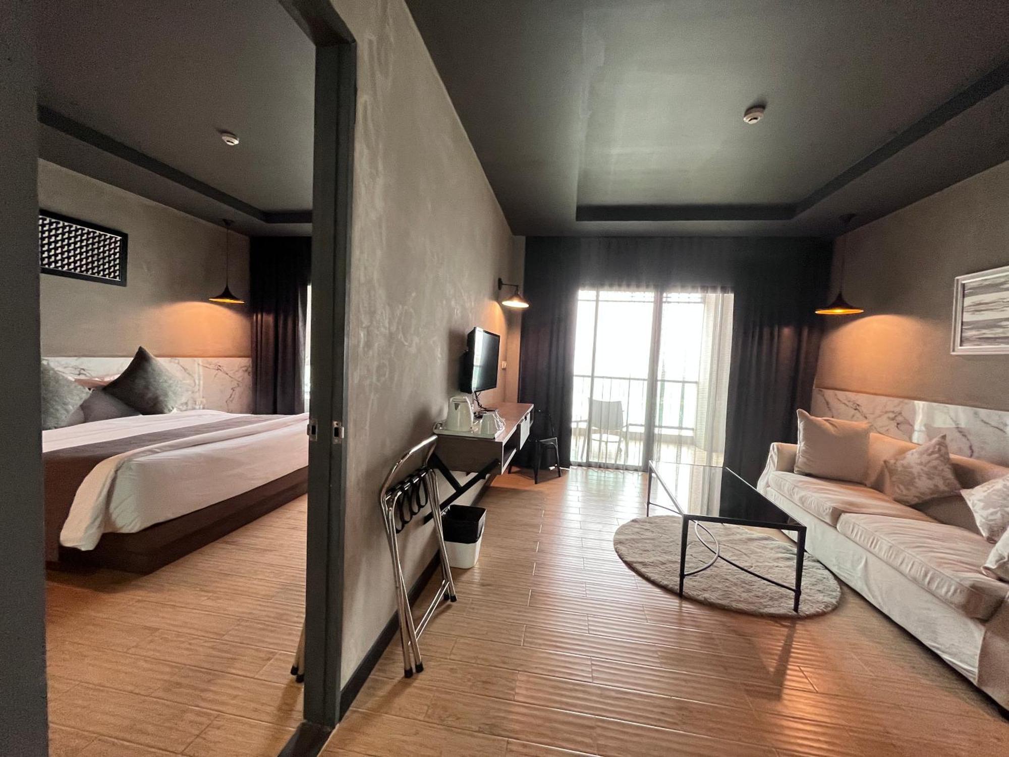 Chiangkhong Teak Garden Riverfront Onsen Hotel- Sha Extra Plus Chiang Khong Exterior photo