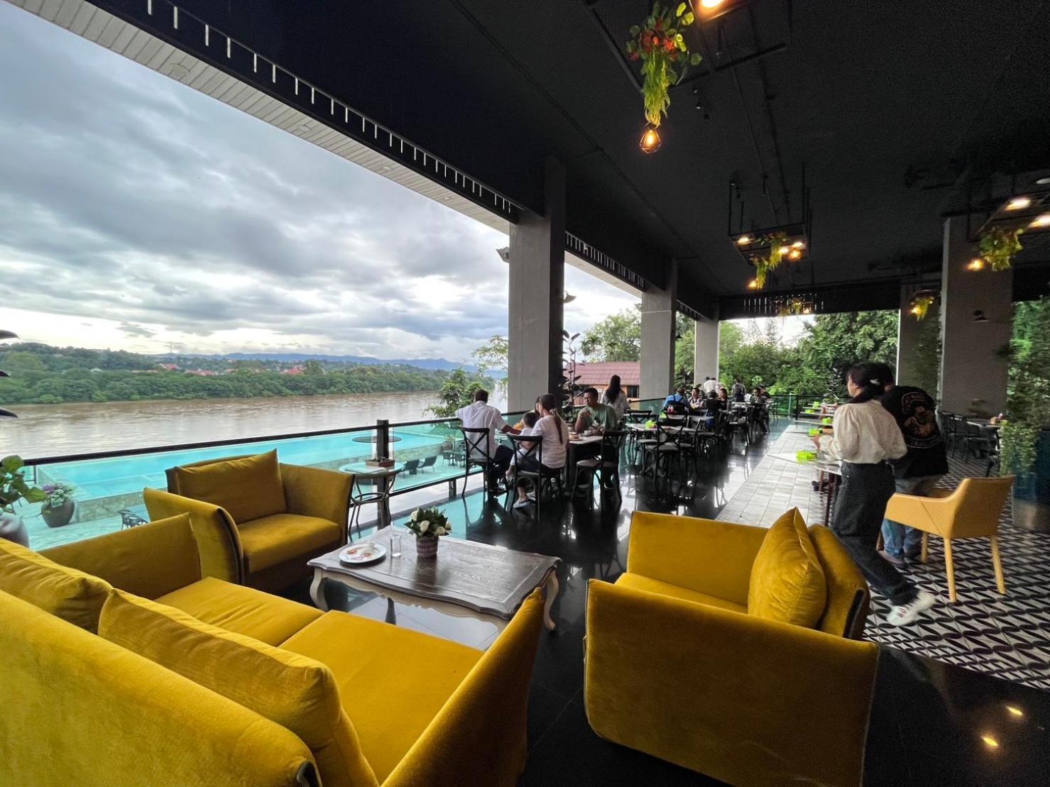 Chiangkhong Teak Garden Riverfront Onsen Hotel- Sha Extra Plus Chiang Khong Exterior photo